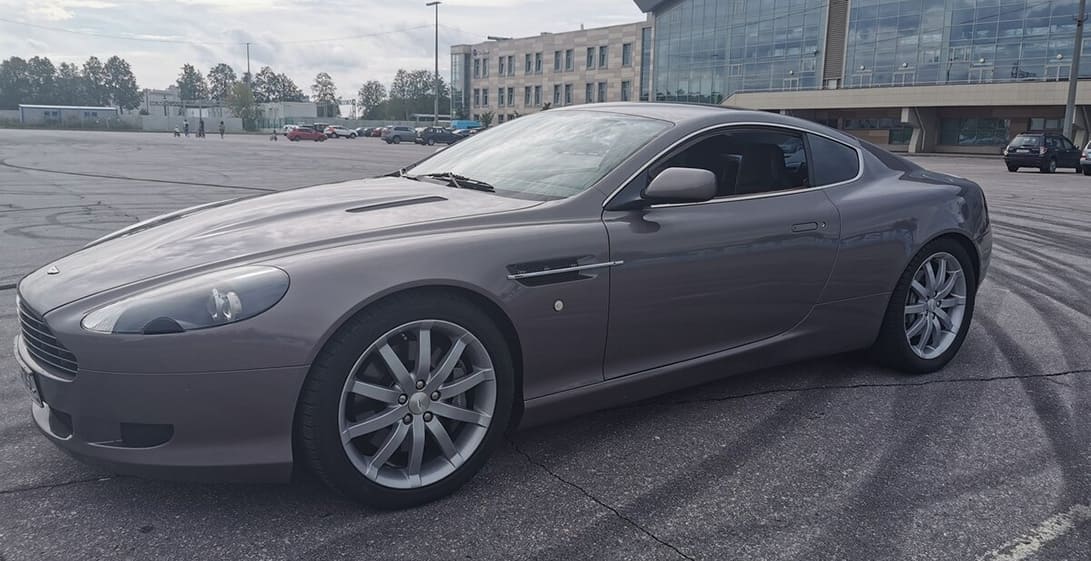 Вскрытие автомобиля Aston Martin DB9