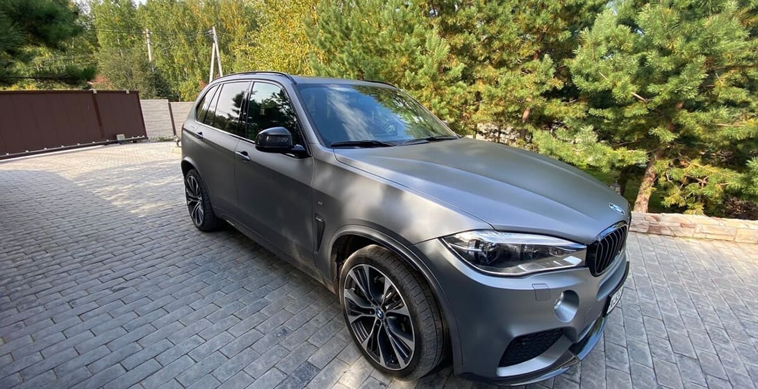 Вскрытие автомобиля BMW X5