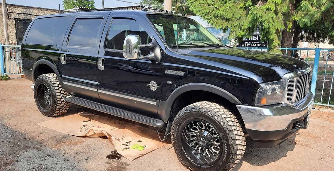 Вскрытие автомобиля Ford EXCURSION