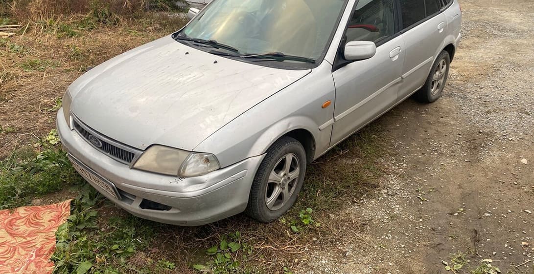 Вскрытие автомобиля Ford LASER