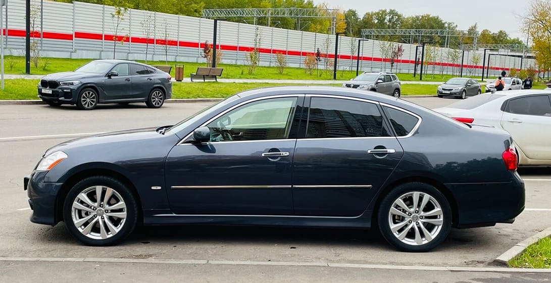 Вскрытие автомобиля Infiniti M