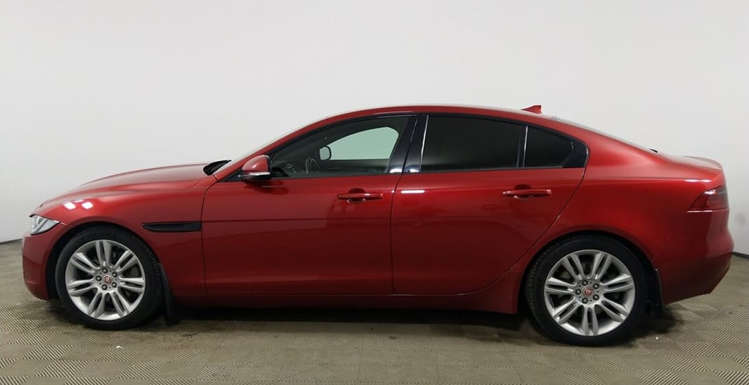 Вскрытие автомобиля Jaguar XE