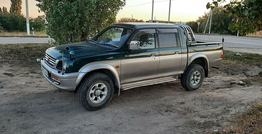 Вскрытие автомобиля Mitsubishi STRADA