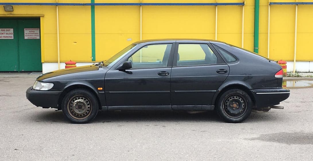 Вскрытие автомобиля Saab 900