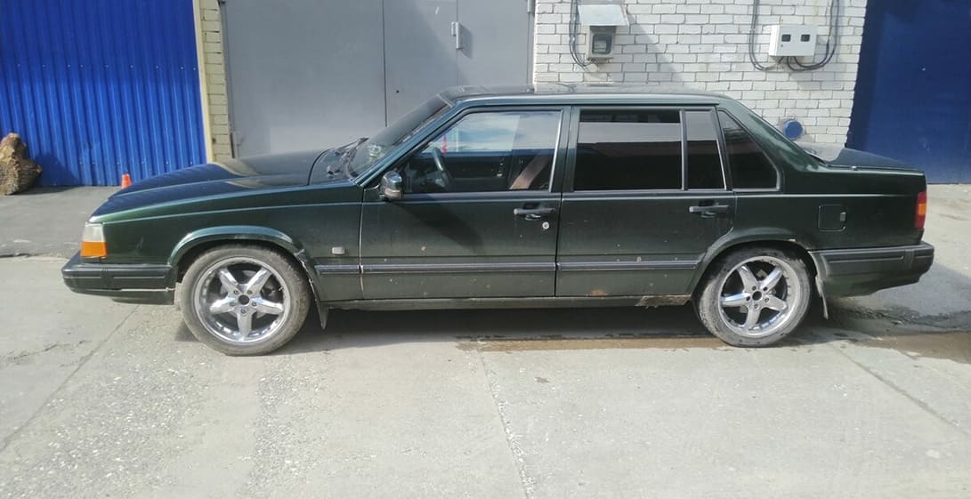 Вскрытие автомобиля Volvo 940