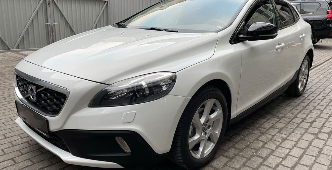 Вскрытие автомобиля Volvo V40 CROSS COUNTRY